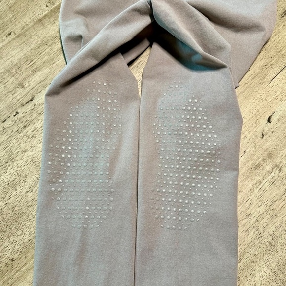 Ovation Equestrian Knee Patch Riding Breeches - Picture 5 of 10